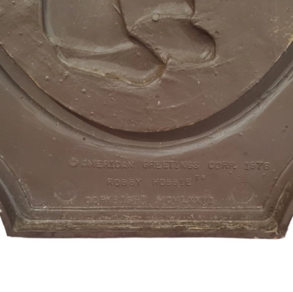 Vintage Holly & Robby Hobbie Wall Decor - Picture 4 of 4